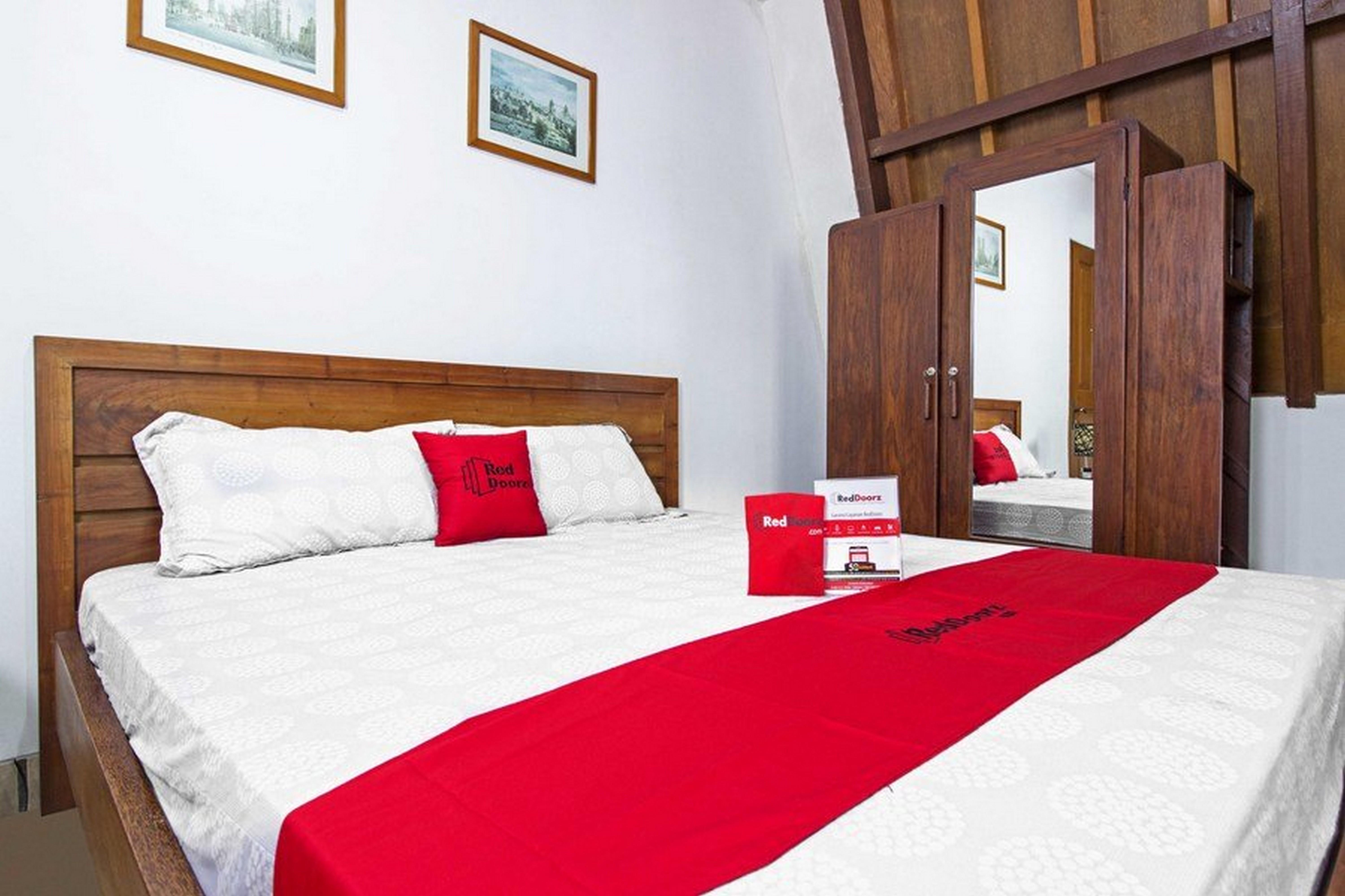 Reddoorz Plus Near Parahyangan University Bandung Zewnętrze zdjęcie