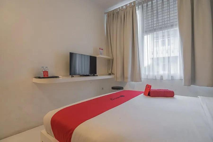 Reddoorz Plus Near Parahyangan University Bandung Zewnętrze zdjęcie